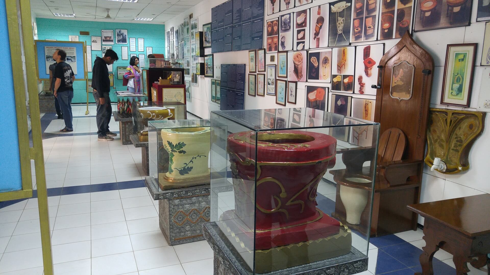 International Accessible Toilet Museum In Delhi शौचालयों का संग्रहालय