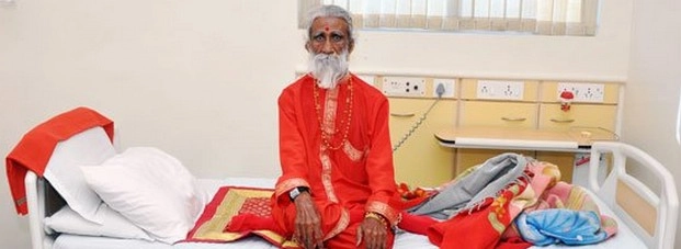 Yogi Jaani in Hospital Yogi Prahlad Jani: 76 साल तक एक योगी बिना भोजन और पानी के कैसे जीवित रहे