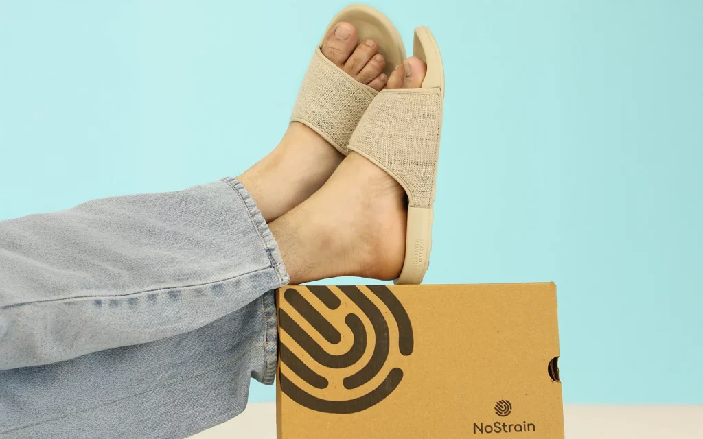 Sustainable Sliders for men from No Strain company are in fashion