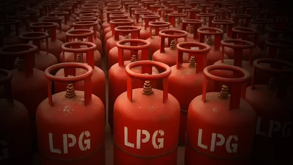 Why LPG Cylinder is always of Red colour
