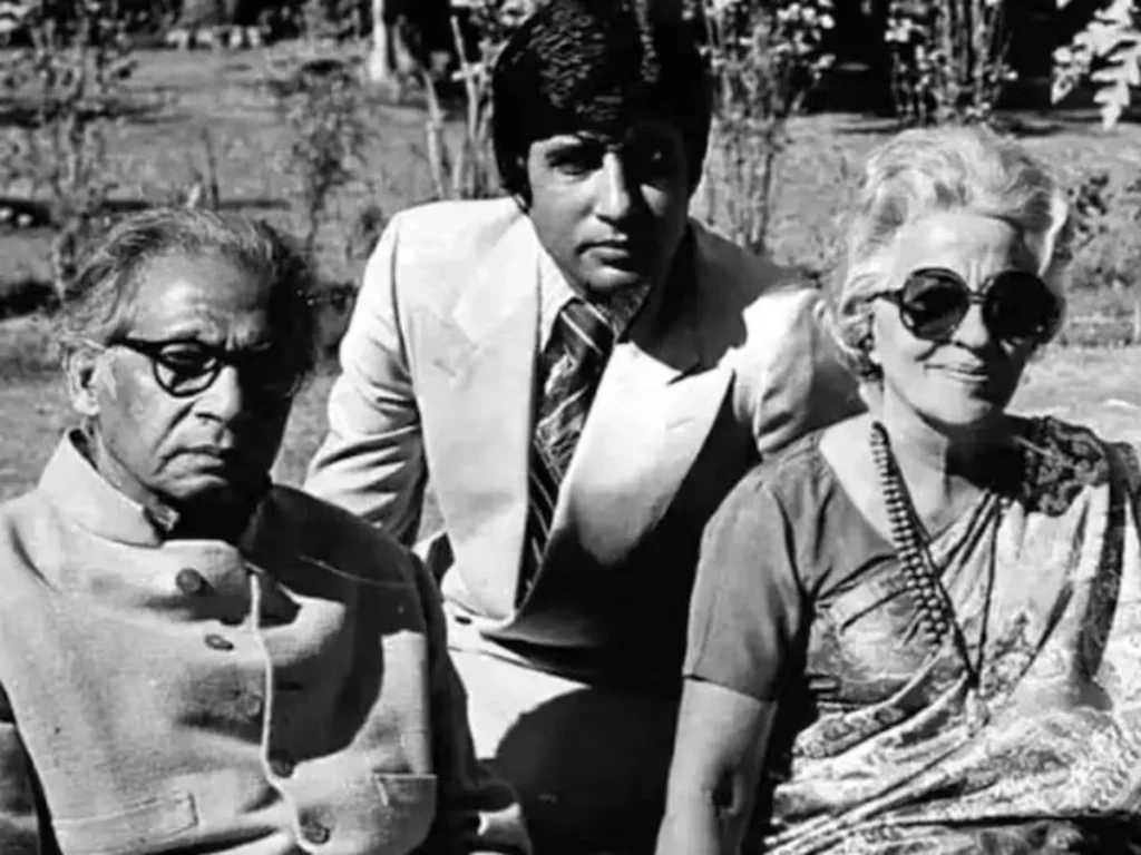 Poet Harivansh Rai Bachan with Wige Teji Bachchan and son actor Amitabh Bachchan